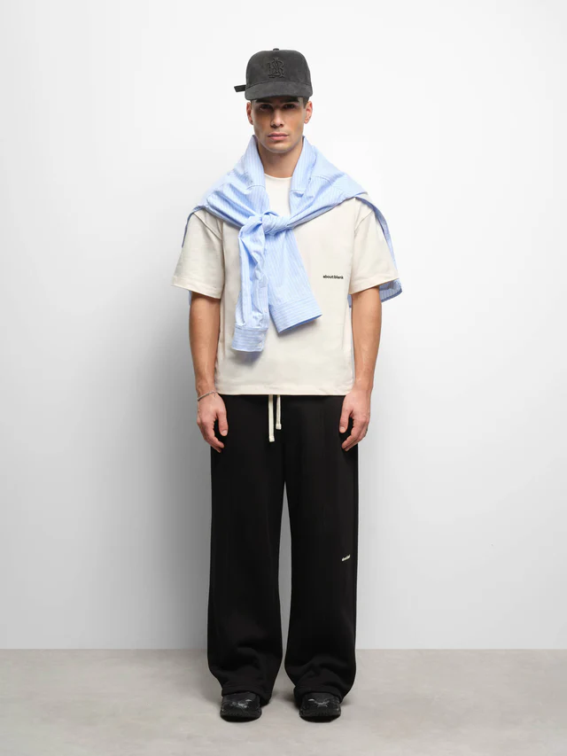 About:blank box t-shirt - - Image 2